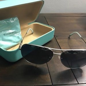 Tiffany polarized aviator sunglasses